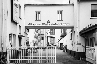 Firma-Kappus;-Wolfgang-Cezanne_250pxh.jpg Firma-Kappus;-Wolfgang-Cezanne_250pxh.jpg